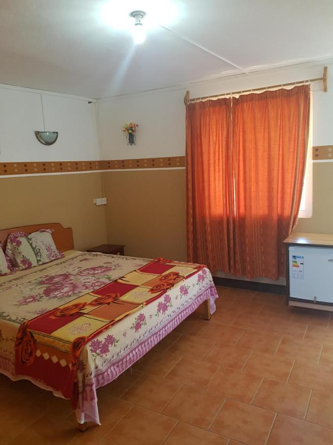 Sikamifer Hotel Quatre Bornes Buitenkant foto
